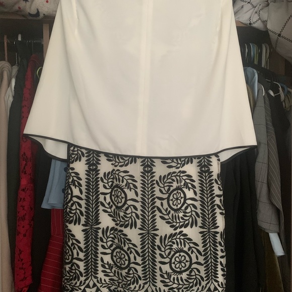 Qipao - Picture 3 of 3